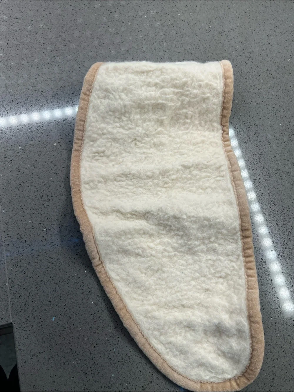Lower back and kidney warmer belt made with natural 💯 wool